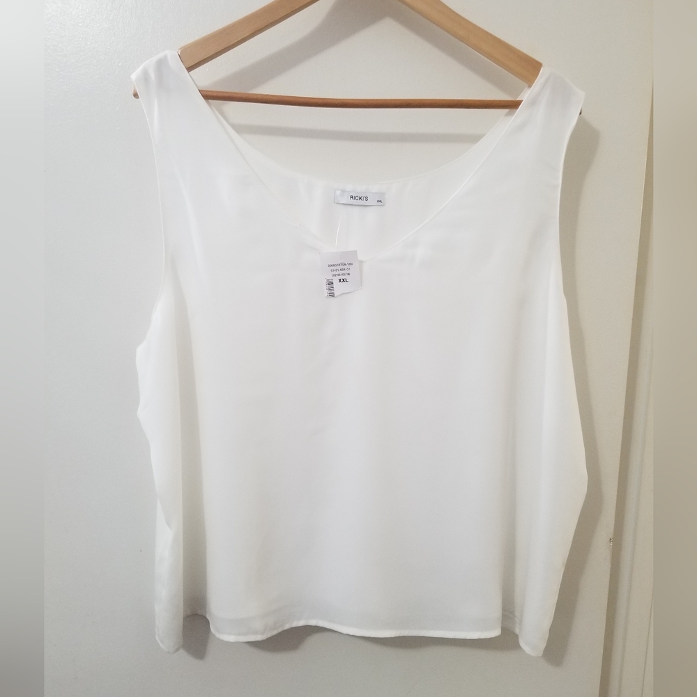Ricki's Classic White Tank Top XXL